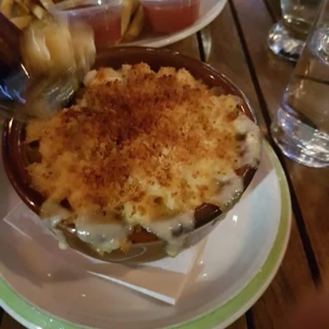 Mac N' Cheese.