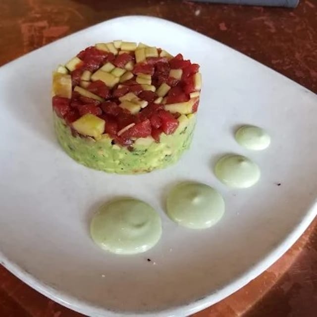 Tuna Tartare Plate.